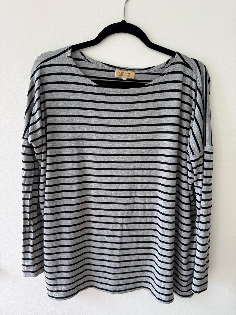 Piko 1988 Gray and Black Striped Long Sleeve Tee